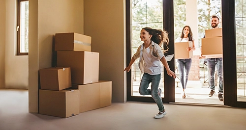 Family moving in to new home